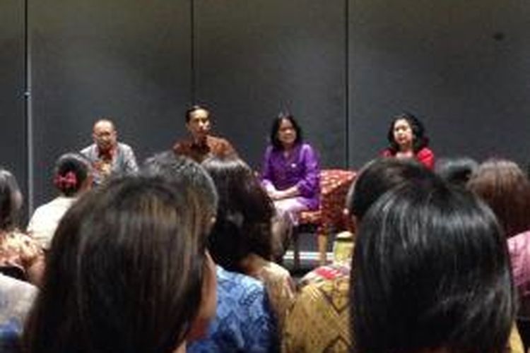Presiden Jokowi dalam pertemuan dengan masyarakat Indonesia di Brisbane 2014 di sela-sela KTT G-20 
