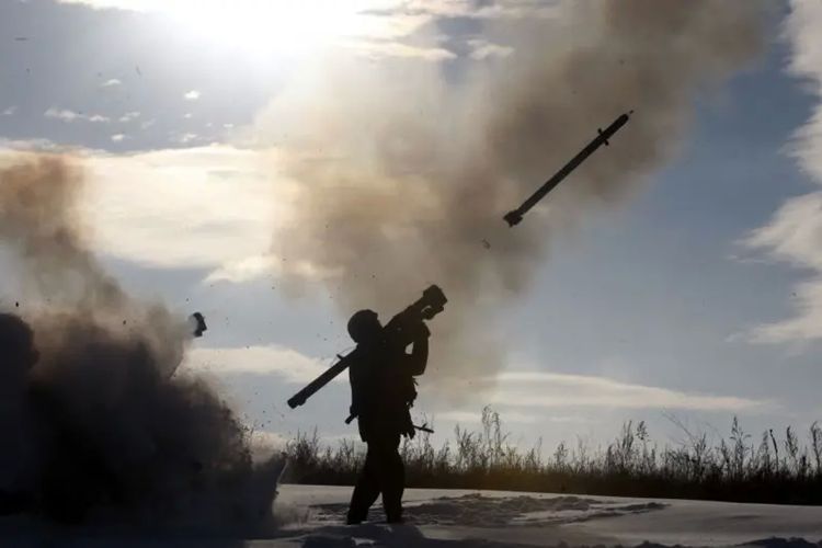 Rusia juga dituduh menggunakan gas air mata di medan perang di Ukraina.