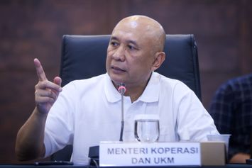 MenKopUKM Teten Masduki Tolak Tiktok Jalankan Bisnis Media Sosial dan E-Commerce Secara Bersamaan di Indonesia