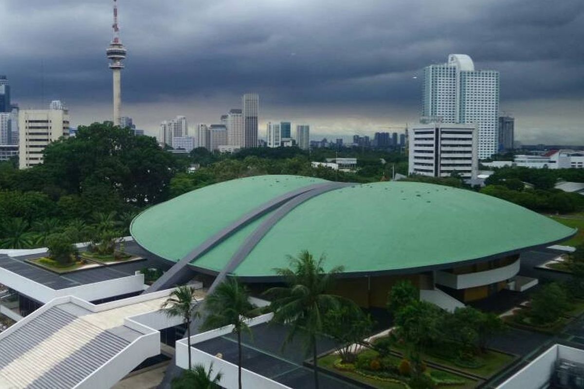 Ilustrasi Gedung DPR. Pemandangan Kompleks DPR/MPR/DPD, di Senayan, Jakarta. Gaji dan tunjangan DPR 2025. Gaji DPR. Tunjangan DPR.