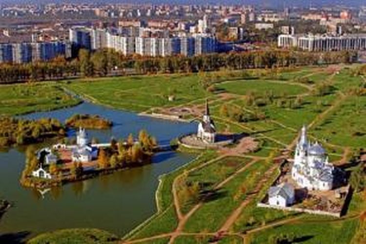 Pulkovskiy Park, salah satu taman terbaru di Saint Petersburg