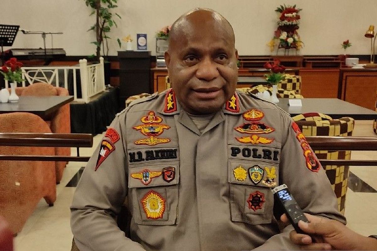 Kapolda Papua Irjen Pol Mathius D Fakhiri.
