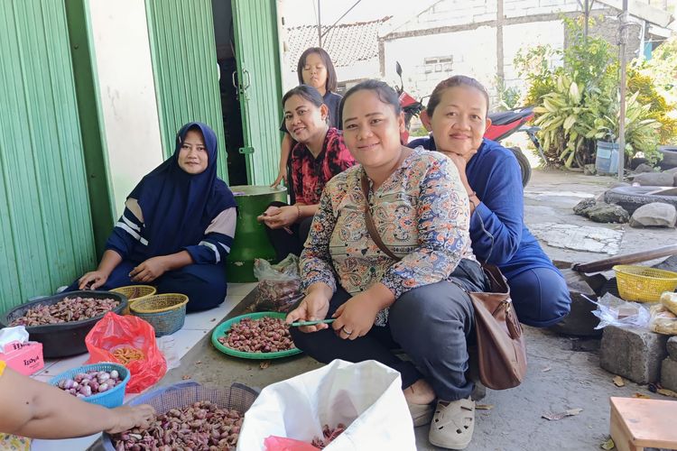 Di Balik Semangkuk Bubur Tambun, Ada Penyuplai Bahan Baku yang Raup Omzet Rp 10 Juta