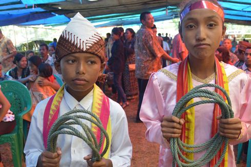 Umbiro, Tradisi Kampung Rajong Koe di Flores Menghormati Alam
