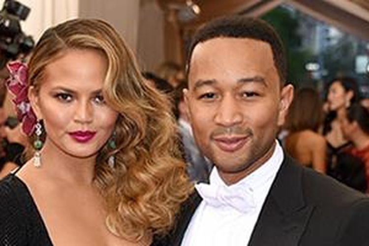 Pasangan selebriti John Legend dan Chrissy Teigen.