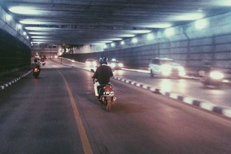 Ilustrasi terowongan