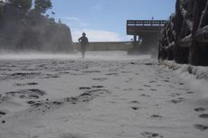 Tangkuban Parahu Kembali Dibuka, Pengendara Waspada Debu Vulkanik