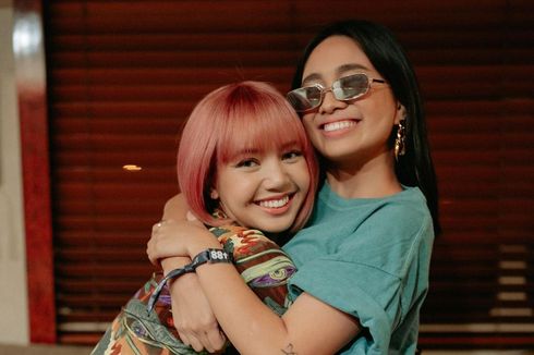 Ketika NIKI Bicara soal Penampilan di Coachella hingga Persahabatannya dengan Lisa BLACKPINK…