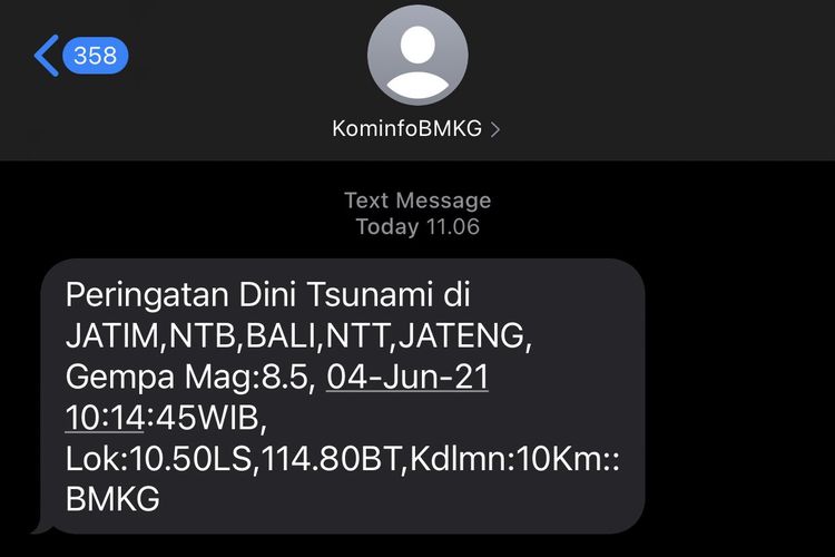 Tangkapan layar pesan terkait peringatan dini tsunami dan gempa bumi 8,5 magnitudo dari KominfoBMKG yang beredar pada Kamis (27/5/2021).