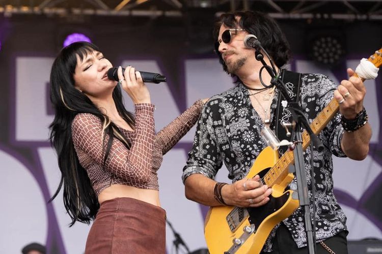 Lirik dan Chord Lagu Some of Adams Blues - When Rivers Meet