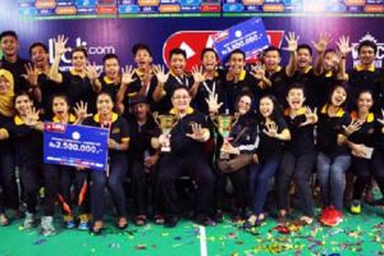 Tim Unikom Juara bagian  putera Badminton West Java Conference s