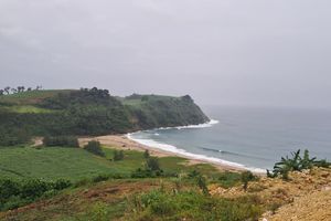 Dulu Sepi Kini Diburu, Pesona Pantai Gayasan Blitar yang Viral di Medsos