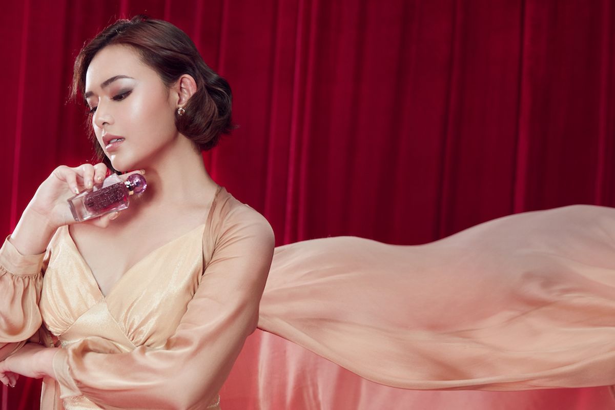 Amanda Manopo berkolaborasi dengan Premiere Beaute meluncurkan parfum.