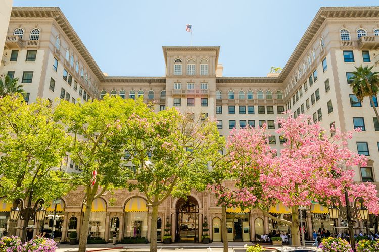  The Beverly Wilshire Hotel 