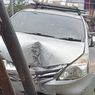 Polisi: Bayi di Mobil yang Menabrak Tiang Listrik di Karawang Meninggal di RS