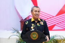 Lulus dengan Predikat Cumlaude di UI, Peraih Beasiswa Pemprov Riau Surati Gubernur Syamsuar