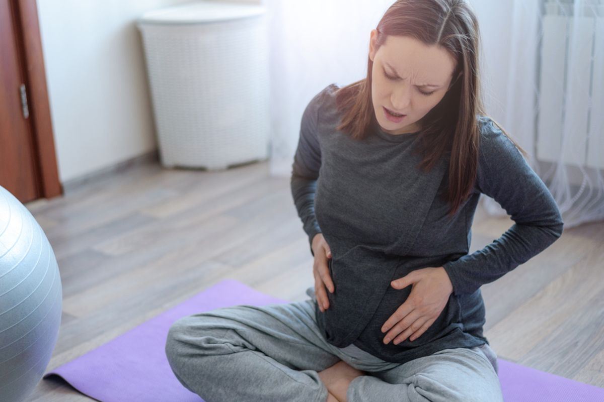 5 Penyebab Umum Sakit Perut Bagian Bawah pada Ibu Hamil
