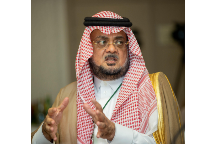 Wakil Menteri Lingkungan Hidup, Air, dan Pertanian Arab Saudi Dr Osama Ibrahim Faqeeha memainkan peran penting dalam mempersiapkan agenda Presidensi Conference of the Parties ke-16 (COP16) dari United Nations Convention to Combat Desertification (UNCCD). 