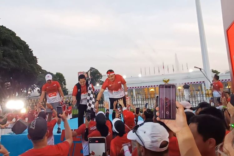 Mensesneg, Menpora, dan Seskab Lepas 12.000 Pelari Merdeka Run 2026