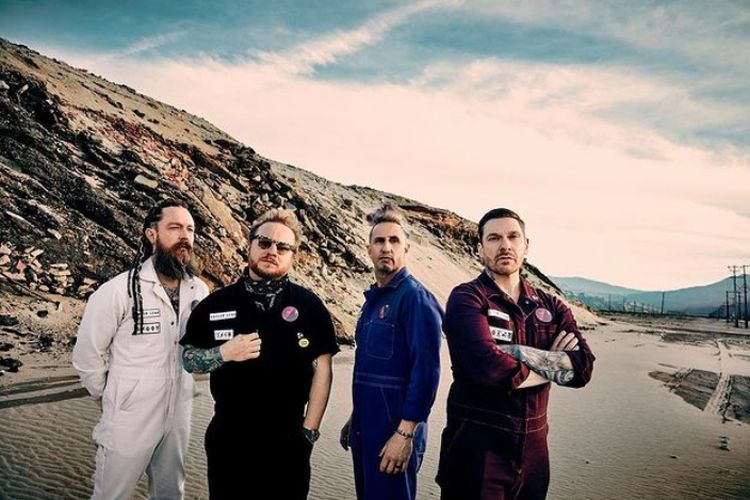 Tangakapan Layar Instagram Band Shinedown