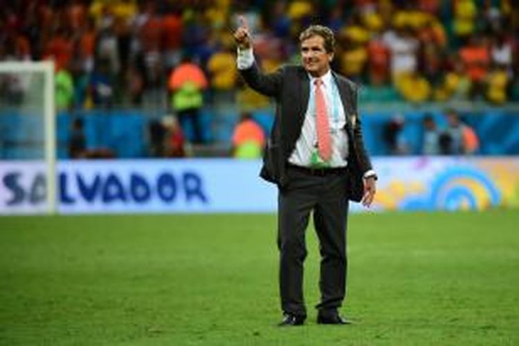 Salah satu ekspresi Pelatih Kosta Rika, Jorge Luis Pinto, usai pertandingan perempat final Piala Dunia, antara timnya dan Belanda, di Arena Fonte Nova, Salvador, 5 Juli 2014.