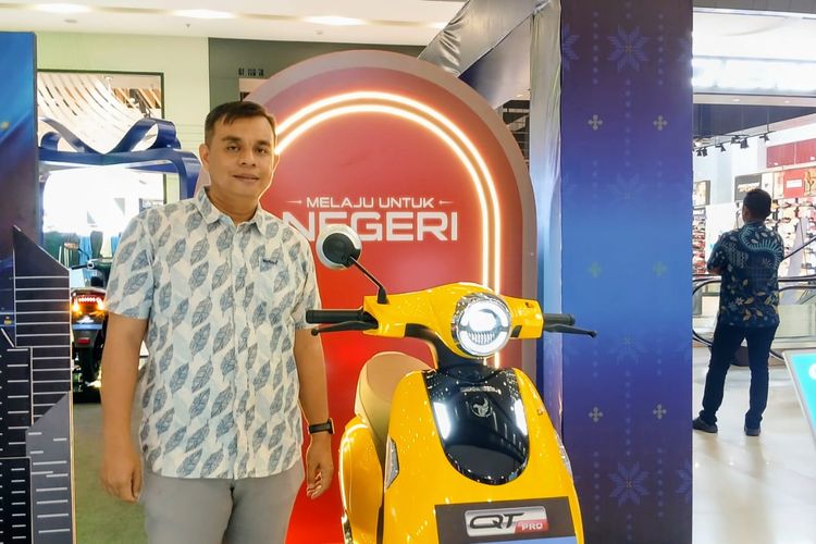 Harga Minyak Tak Stabil dan Rupiah Melemah, Warga Mulai Beralih ke Motor Listrik