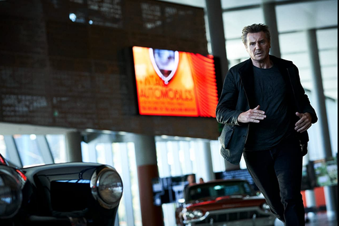 Liam Neeson Tolak Peran James Bond karena Istri