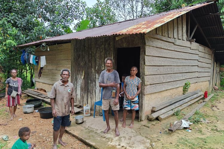 Kondisi Rumah Gubuk Milik Warga Papua di Sorong