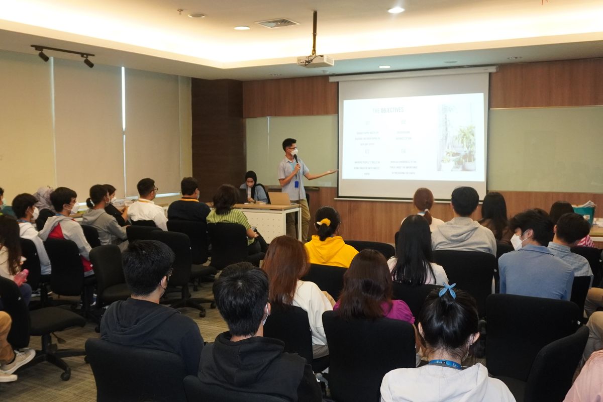 Workshop tersebut, merupakan salah satu bentuk implementasi dari Zero Waste Movement yang salah satu tujuannya untuk mendukung Pembangunan Berkelanjutan (Sustainable Develpment Goals/SDGs).