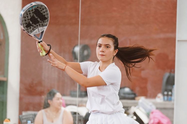 Marsha Aruan Kena Bola Padel di Mata, Ini Risiko Bahayanya Menurut Dokter