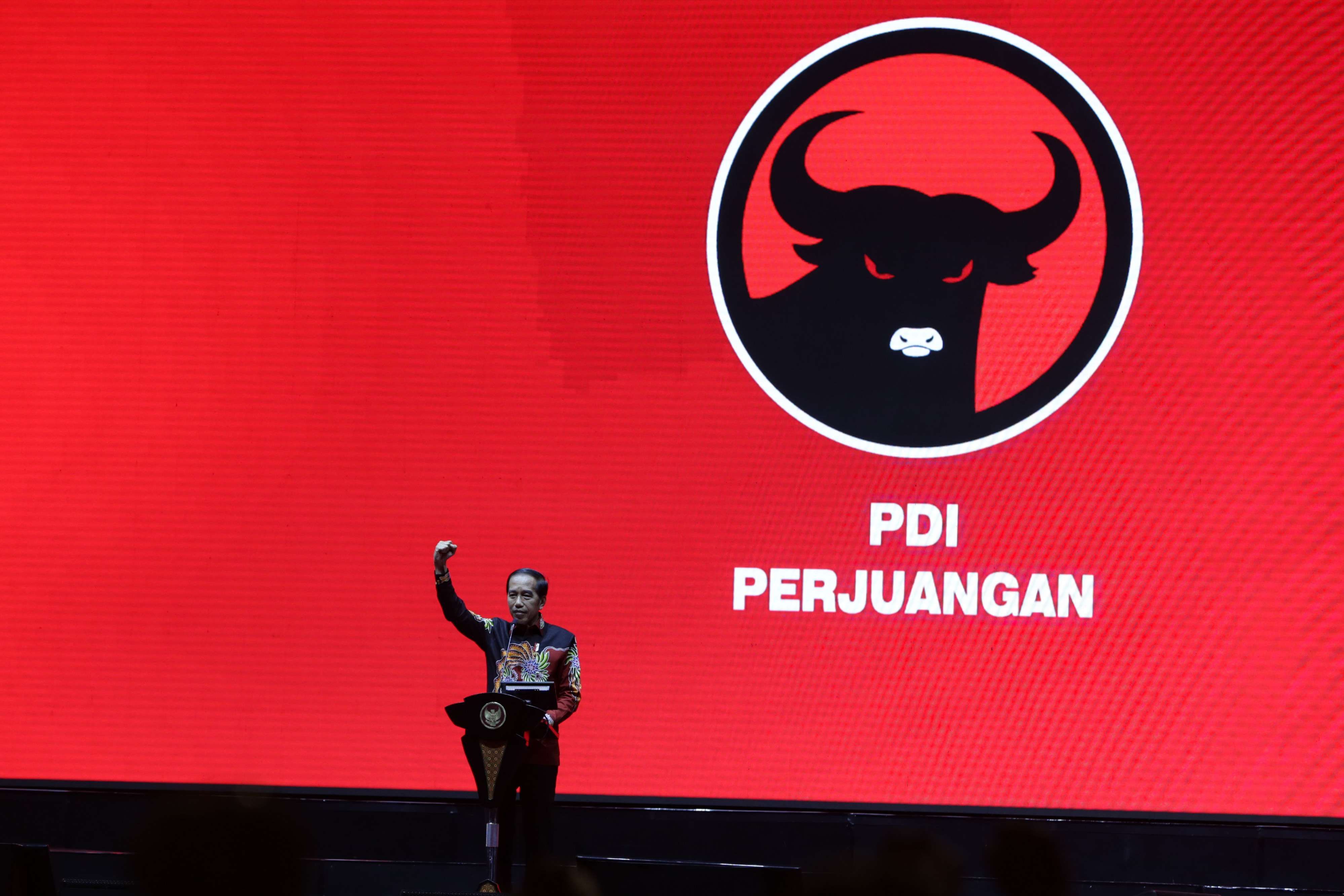 [HOAKS] Jokowi Ambil Alih PDI-P, Singkirkan Megawati