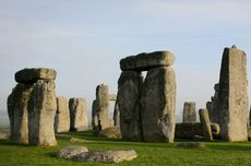 Situs Prasejarah Stonehenge Direkomendasikan Masuk Kategori Terancam Punah