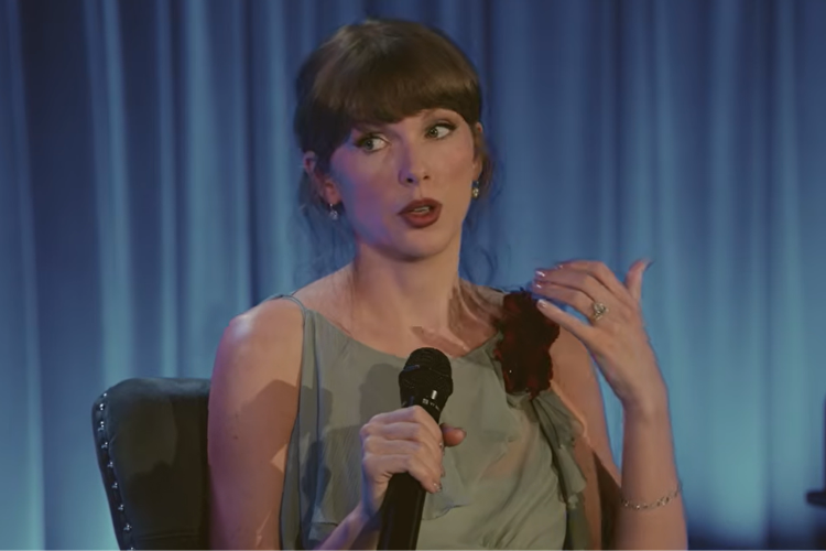 Taylor Swift Ungkap Cara Menghadapi Tekanan sebagai Superstar: “Kamu yang Memilih Ini”