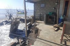 Banjir Rob Terjang Bangunan Rumah Warga di Situbondo