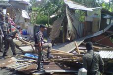 Pemkot Sukabumi Bongkar Paksa Bangunan Liar di Jalan Lingkar Selatan