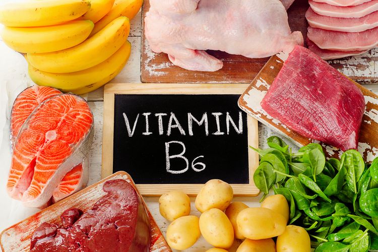 Ilustrasi vitamin B6. Vitamin B sangat penting untuk menjaga kesehatan saraf dan mendukung regenerasi saraf. Vitamin B1, B6, dan B12 secara khusus bermanfaat mencegah neuropati. 
