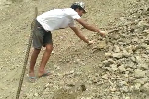 Penambang Tradisional di Mamasa Kakinya Hancur Tertimpa Bongkahan Batu Galian