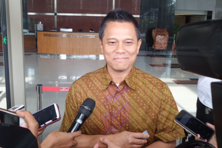 Direktur Utama PT Mugi Rekso Abadi Soetikno Soedarjo seusai diperiksa sebagai saksi di Gedung KPK Jakarta, Selasa (28/2/2017).