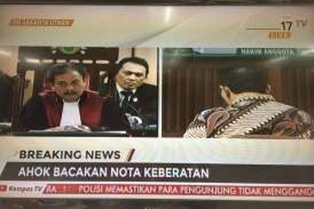 Gubernur nonaktif DKI Jakarta Basuki Tjahaja Purnama (Ahok) menjalani sidang perdana di PN Jakarta Utara, Selasa (13/12/2016).