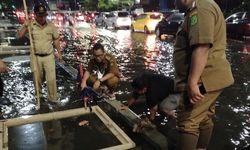 Medan Tergenang Banjir, Walkot Bobby Minta Maaf dan Siapkan Penanggulangan Jangka Panjang