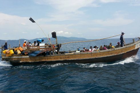 Kapal Pengangkut Pengungsi Rohingya Masuk ke Wilayah Malaysia
