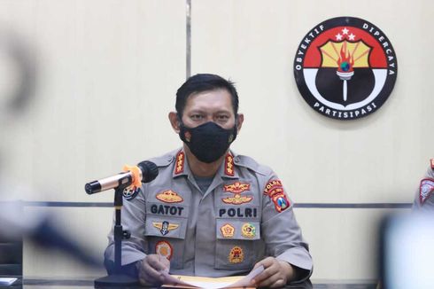 Polisi Buru Pengunggah Video Viral Pria Tendang Sesajen di Lokasi Erupsi Semeru