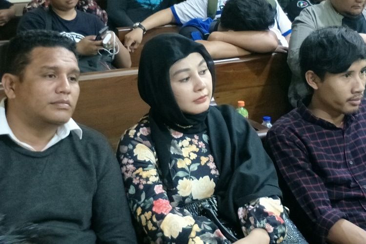 Vivi Paris di Pengadilan Negeri Jakarta Pusat, kawasan Gunung Sahari, Kemayoran, Kamis (17/10/2019).