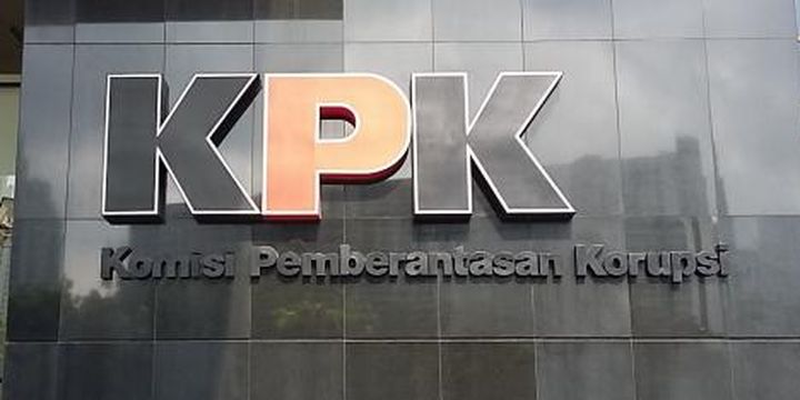 Logo Komisi Pemberantasan Korupsi di Gedung Baru KPK, Kuningan, Jakarta Selatan, Senin (22/2/2016).