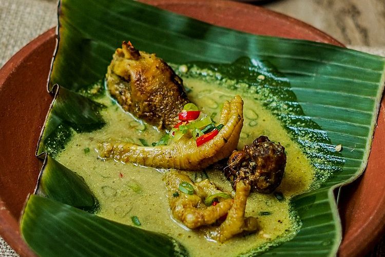 Ilustrasi ayam lodho. 