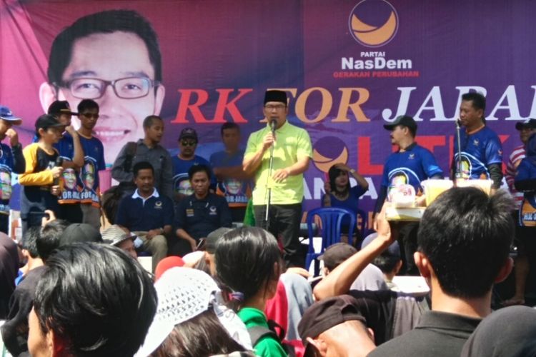 Wali Kota Bandung saat berorasi politik di hadapan warga Kota Tasikmalaya, Sabtu (22/4/2017)