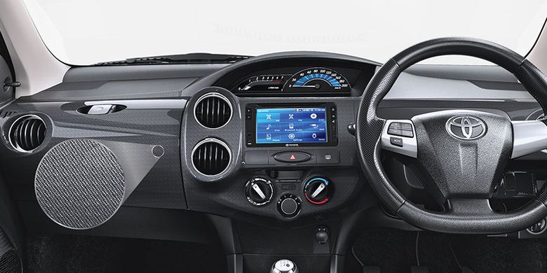Interior Toyota Etios Cross X-Edition