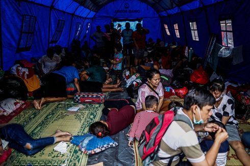 Banyak Pengungsi Tak Patuhi Protokol Covid-19, Lurah Harap Posko Tak Jadi Klaster Baru