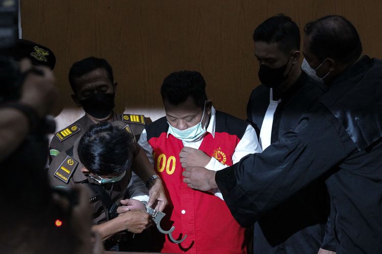 Terdakwa pembunuhan berencana terhadap Nofriansyah Yosua Hutabarat atau Brigadir J, Kuat Ma'ruf menjalani sidang pembacaan dakwaan di Pengadilan Negeri Jakarta Selatan, Senin (17/10/2022).