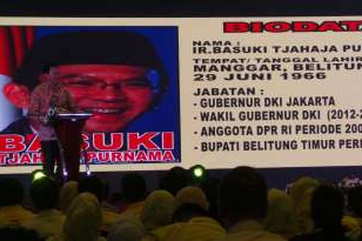 Gubernur DKI Jakarta Basuki Tjahaja Purnama saat menghadiri Launching Gerakan Kewirausahaan Nasional (GKN) dan Kegiatan Pemasyarakatan Kewirausahaan yang diselenggarakan DPP Partai Golkar, di Hotel Kartika Chandra, Selasa (30/8/2016) pagi. 